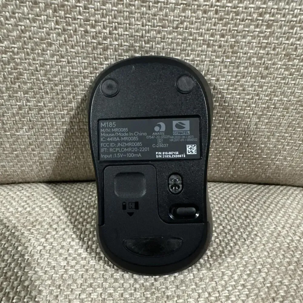 Logitech M185 Wireless Mouse w/ Receiver - Swift Gray